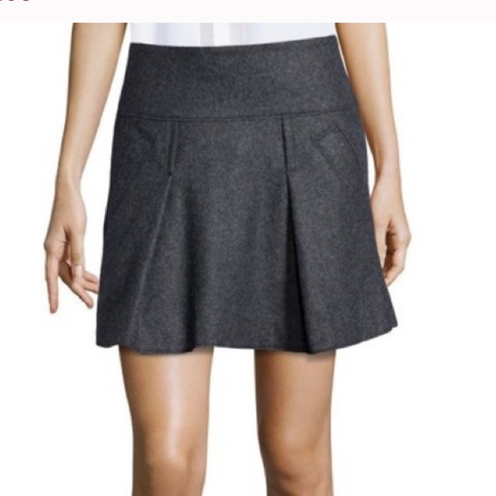 Vince Wool Gray Pleated Skirt